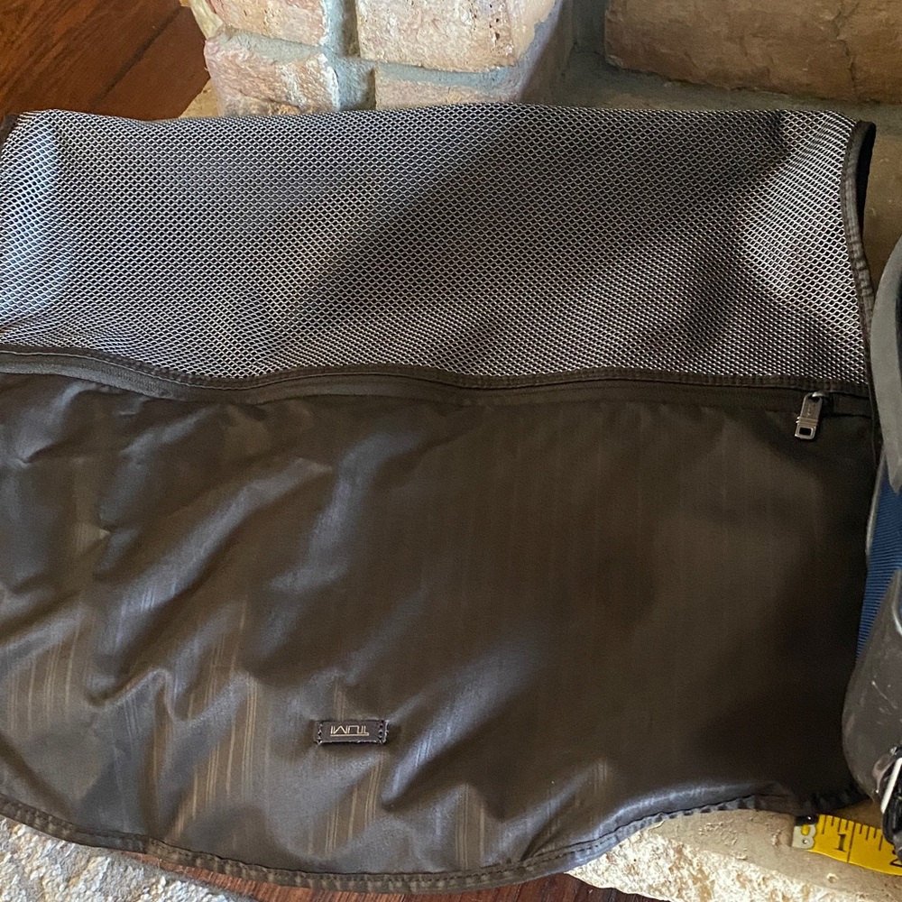 TUMI Short Trip Expandable Navy Spinner Luggage with Telescopic handle - Picture 11 of 15